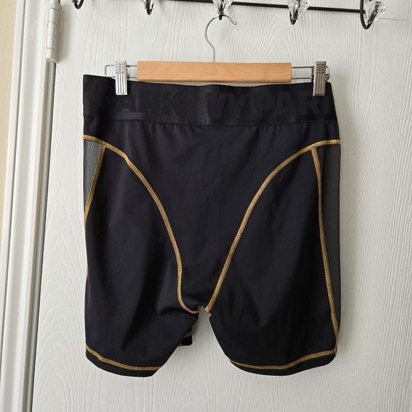 Adidas x Ivy Park Mesh Cyc Shorts - Picture 7 of 13